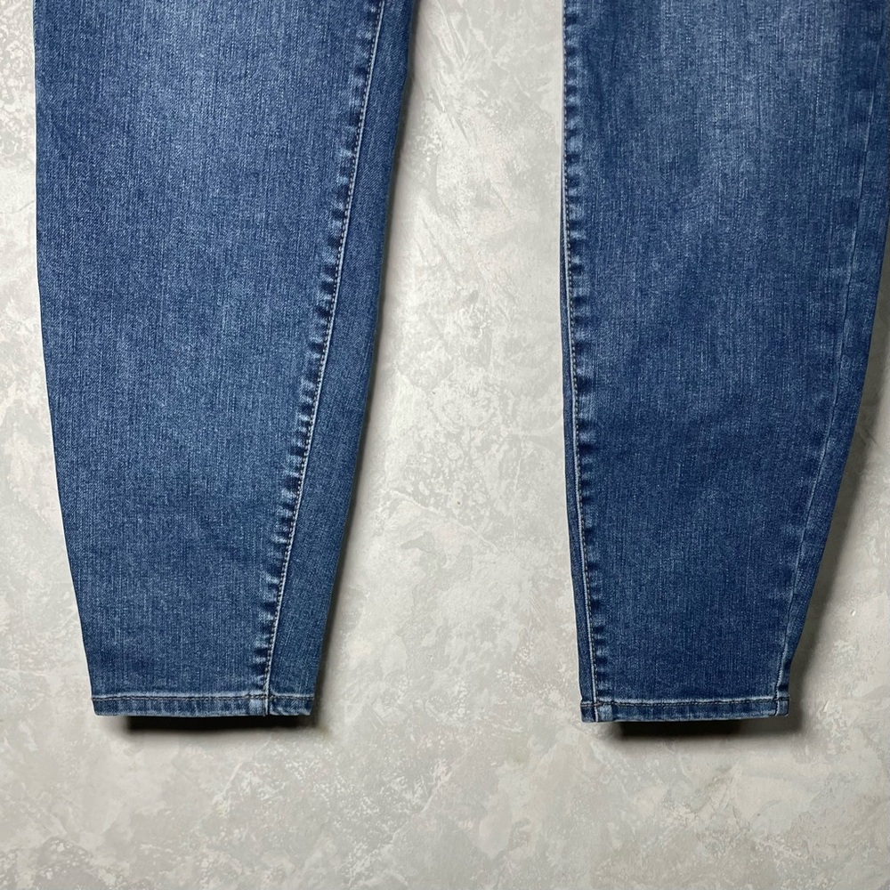 🎉HP🎉 | NWT Ava & Viv midrise skinny fit jeans - Picture 4 of 9